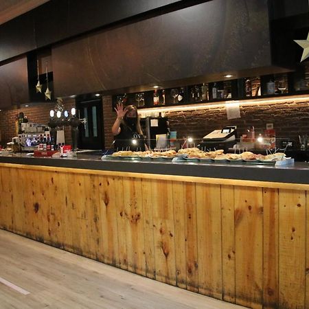 Hostal Burgales Milagro Zewnętrze zdjęcie