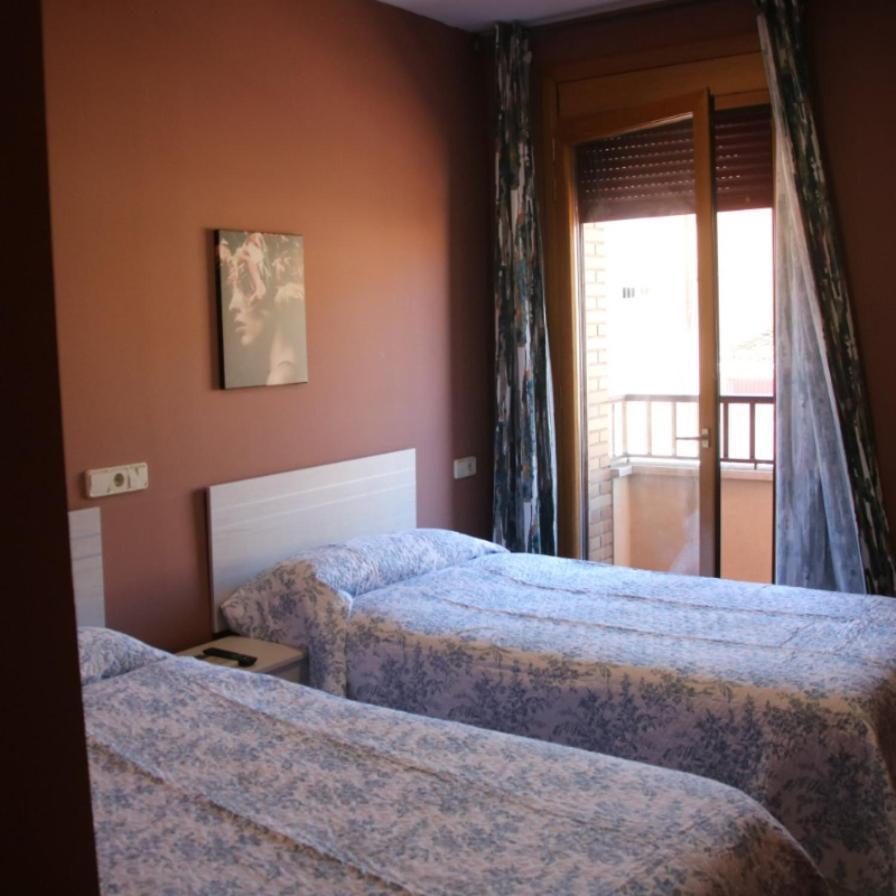Hostal Burgales Milagro Zewnętrze zdjęcie