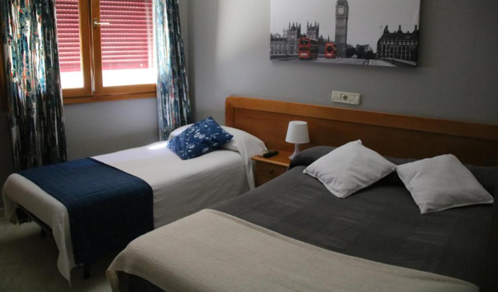 Hostal Burgales Milagro Zewnętrze zdjęcie