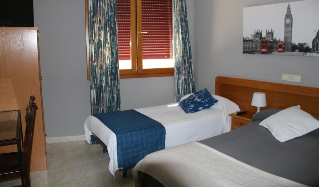 Hostal Burgales Milagro Zewnętrze zdjęcie
