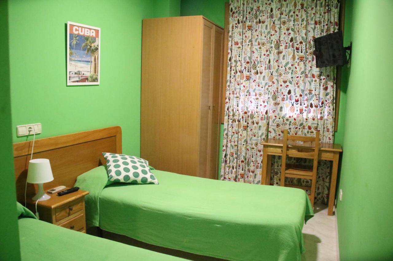 Hostal Burgales Milagro Zewnętrze zdjęcie