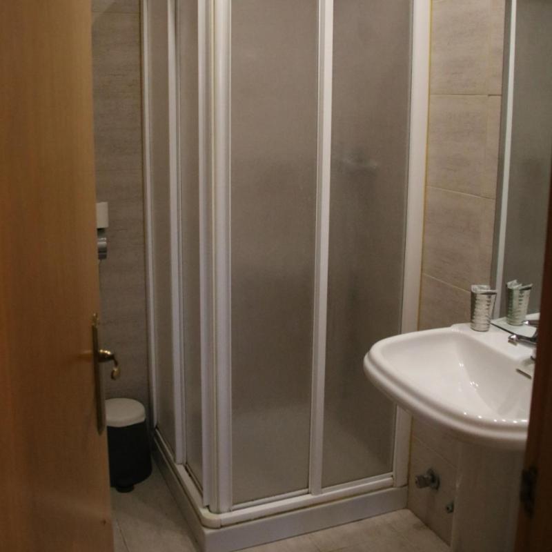 Hostal Burgales Milagro Zewnętrze zdjęcie